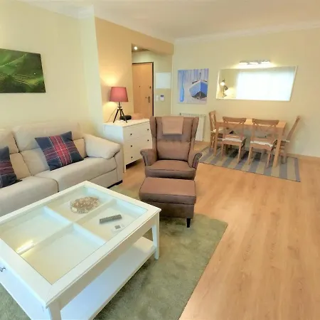 Modern T1 W Balcony In Oeiras Lisbon * 카르낙시데