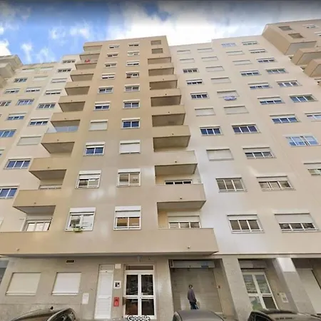 Modern T1 W Balcony In Oeiras Lisbon شقة *