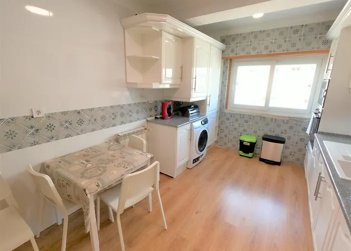 Modern T1 W Balcony In Oeiras Lisbon كارناكسيد